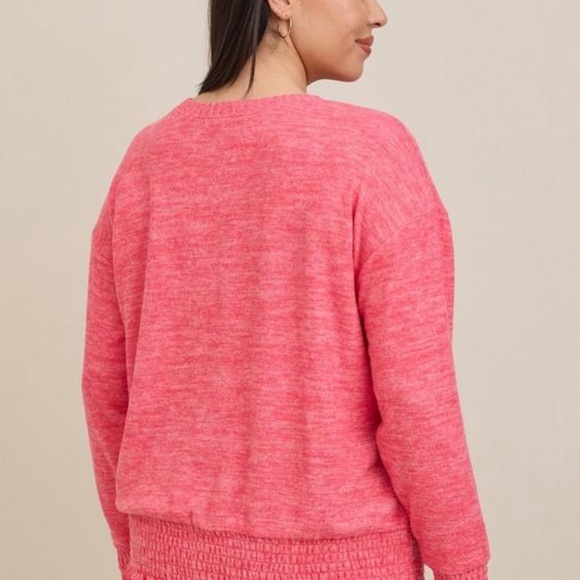Torrid Relaxed Fit Super Soft Plush Drop Shoulder Smocked Bottom Sweatshirt - Picture 3 of 3